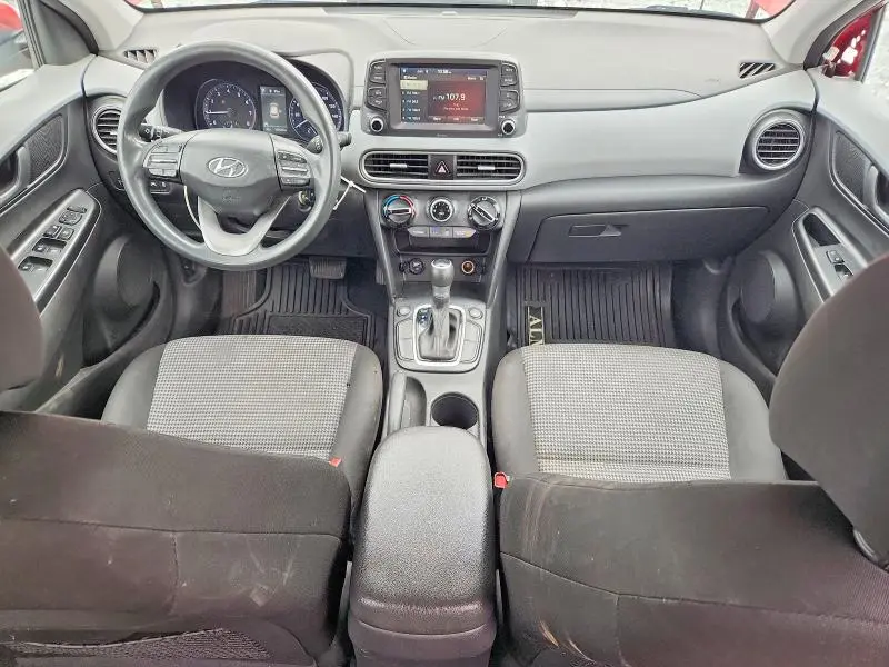 2021 HYUNDAI KONA SE  