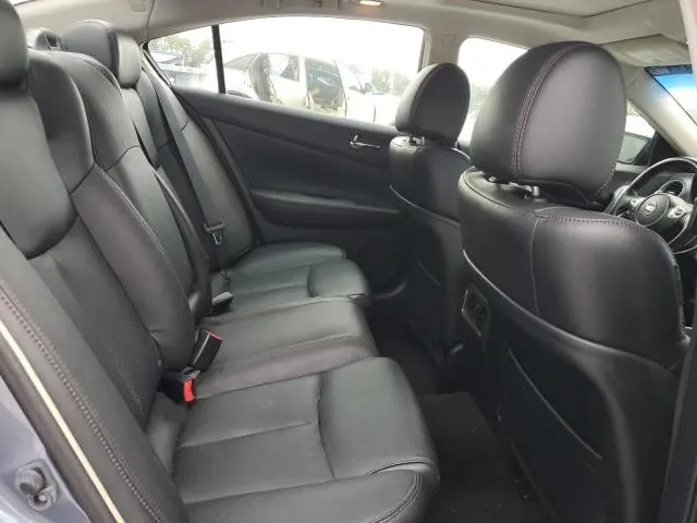 2010 NISSAN MAXIMA S  