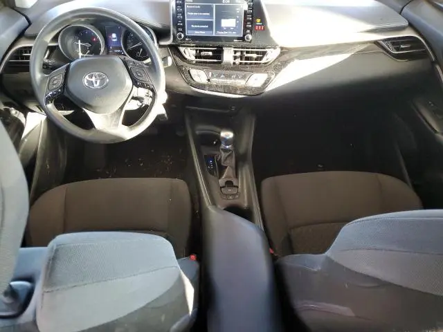 2020 TOYOTA C-HR XLE  