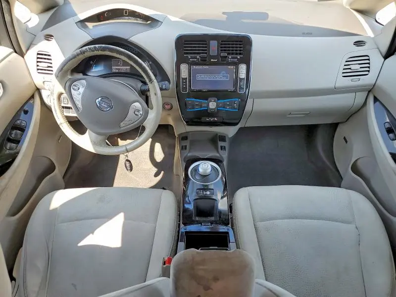 2014 NISSAN LEAF SV  
