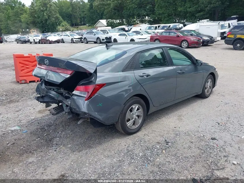 2026 HYUNDAI ELANTRA SE