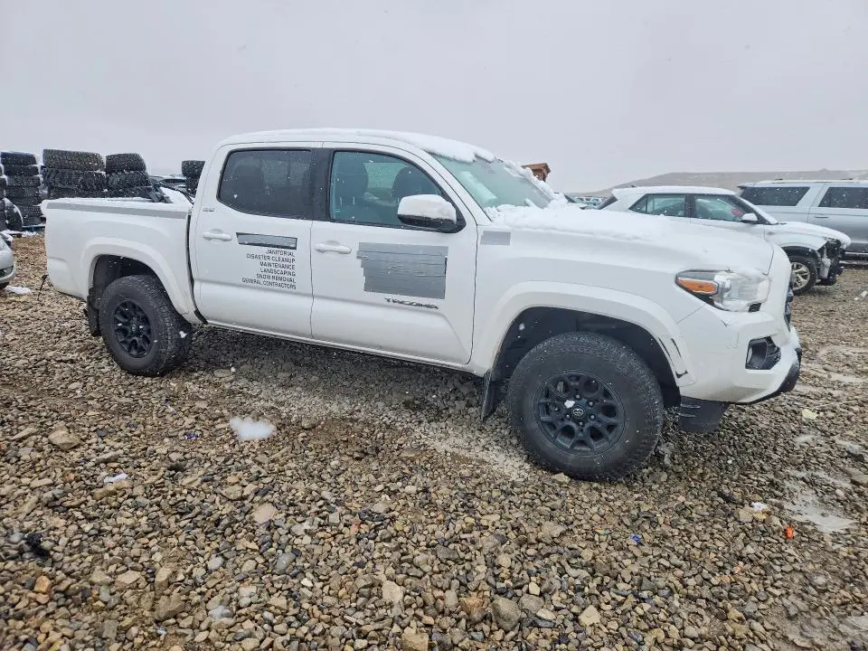 2019 TOYOTA TACOMA SR5 V6  