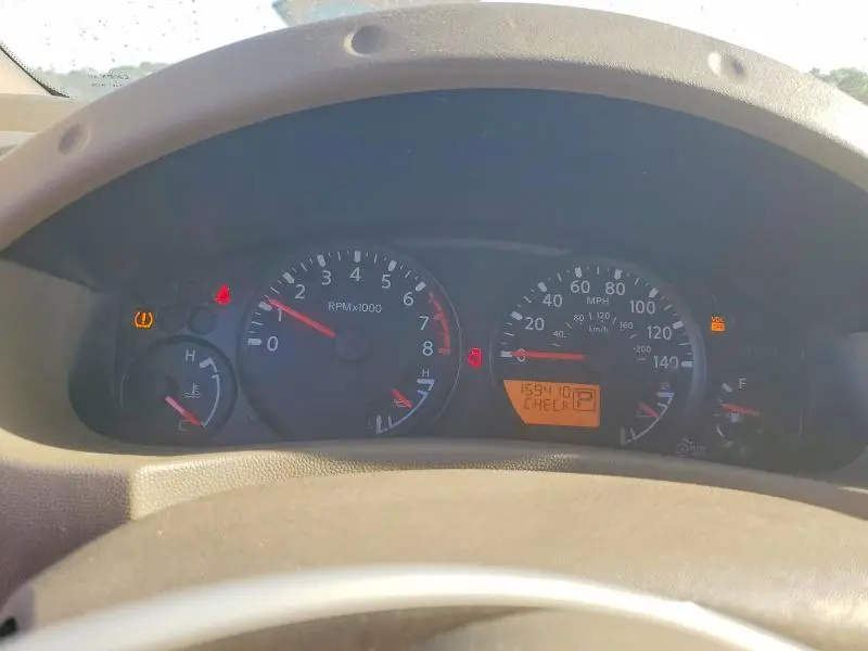 2011 NISSAN FRONTIER S  