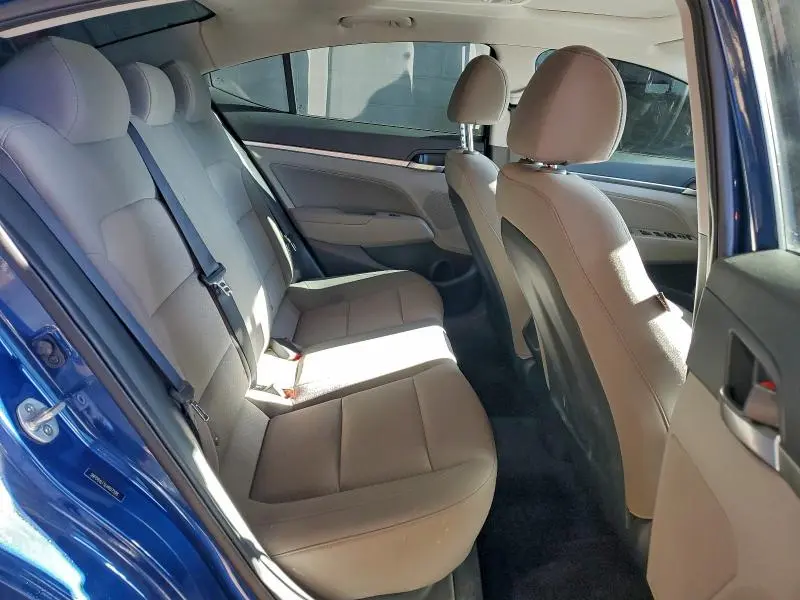 2020 HYUNDAI ELANTRA SEL  