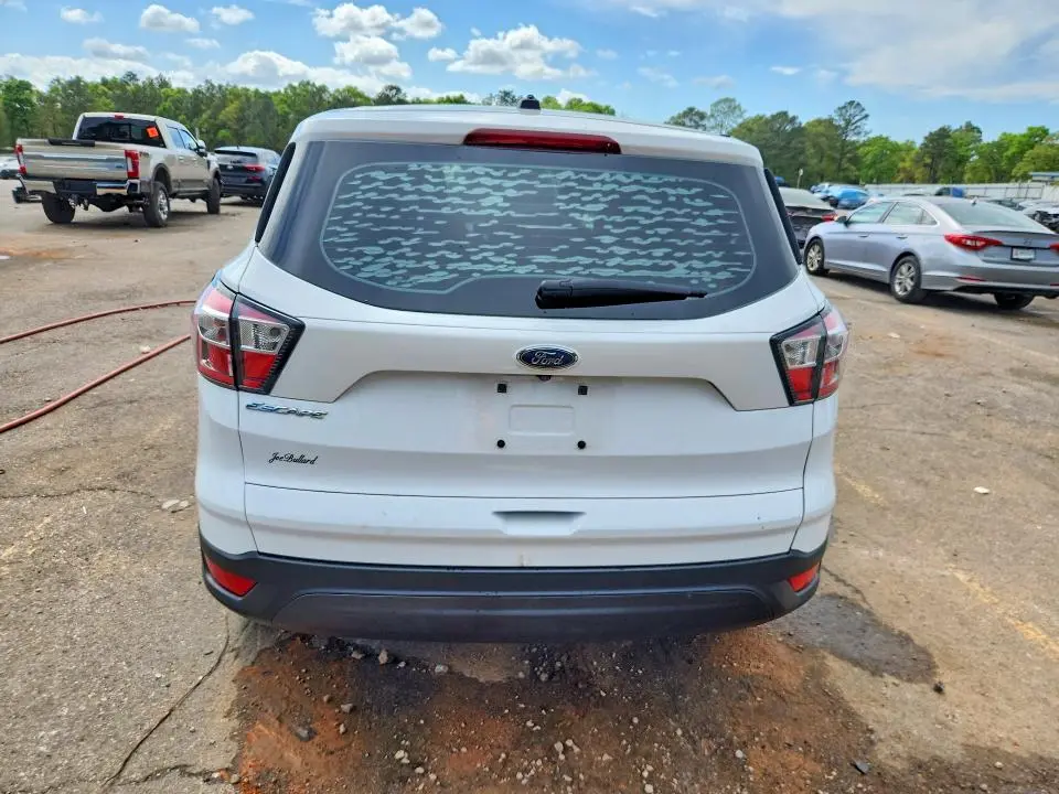 2017 FORD ESCAPE S  