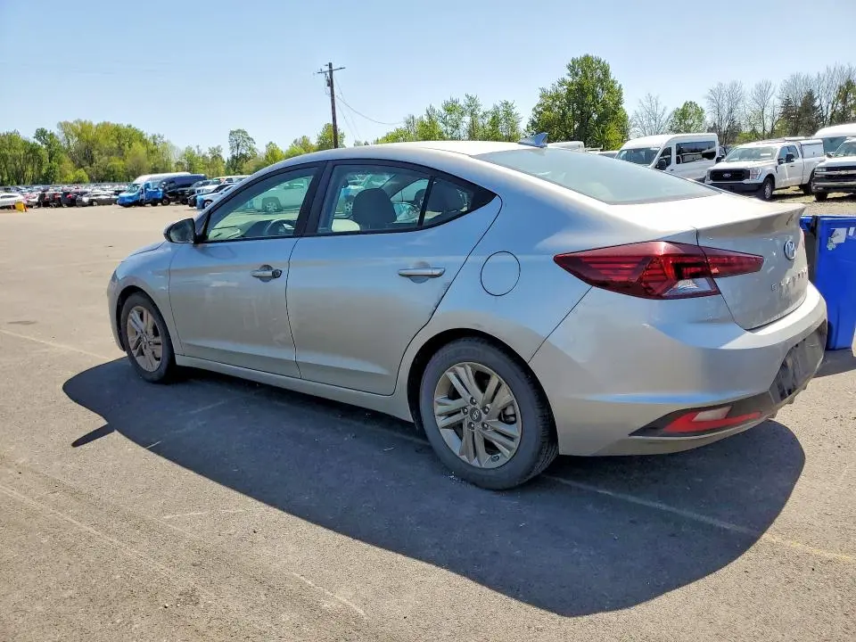 2020 HYUNDAI ELANTRA SEL  