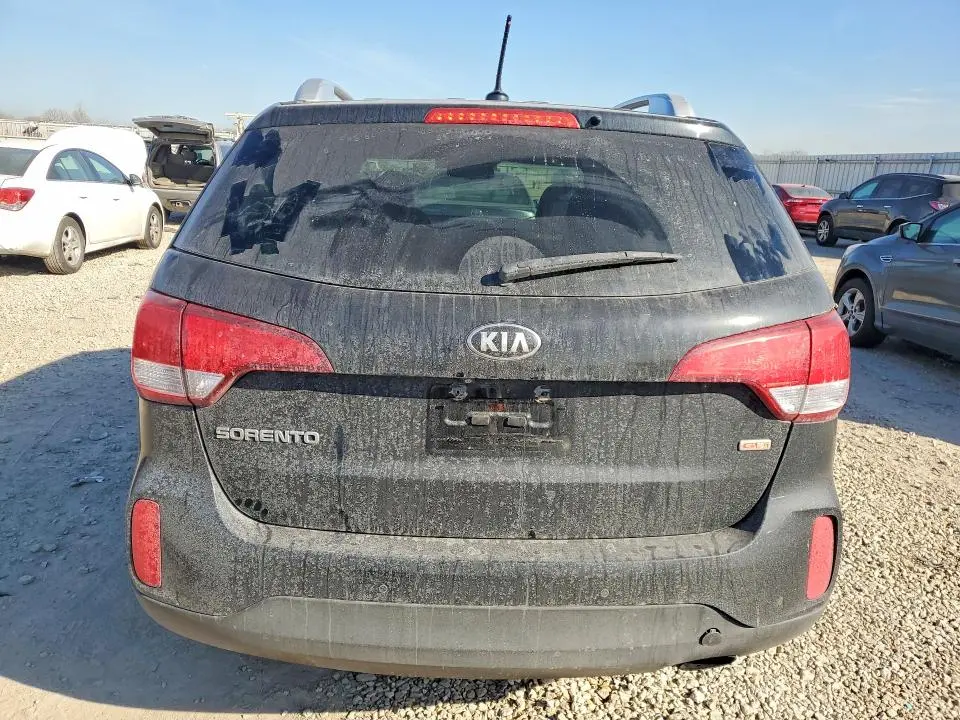 2015 KIA SORENTO LX  
