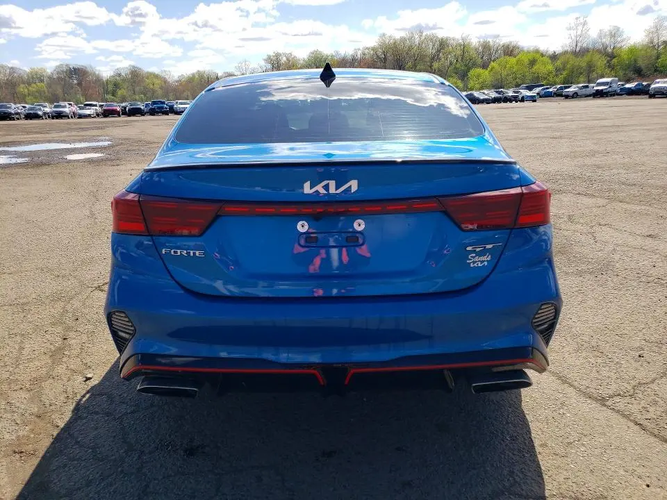 2022 KIA FORTE GT  