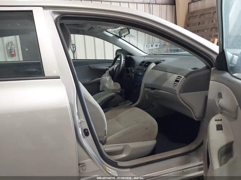 2010 TOYOTA COROLLA LE