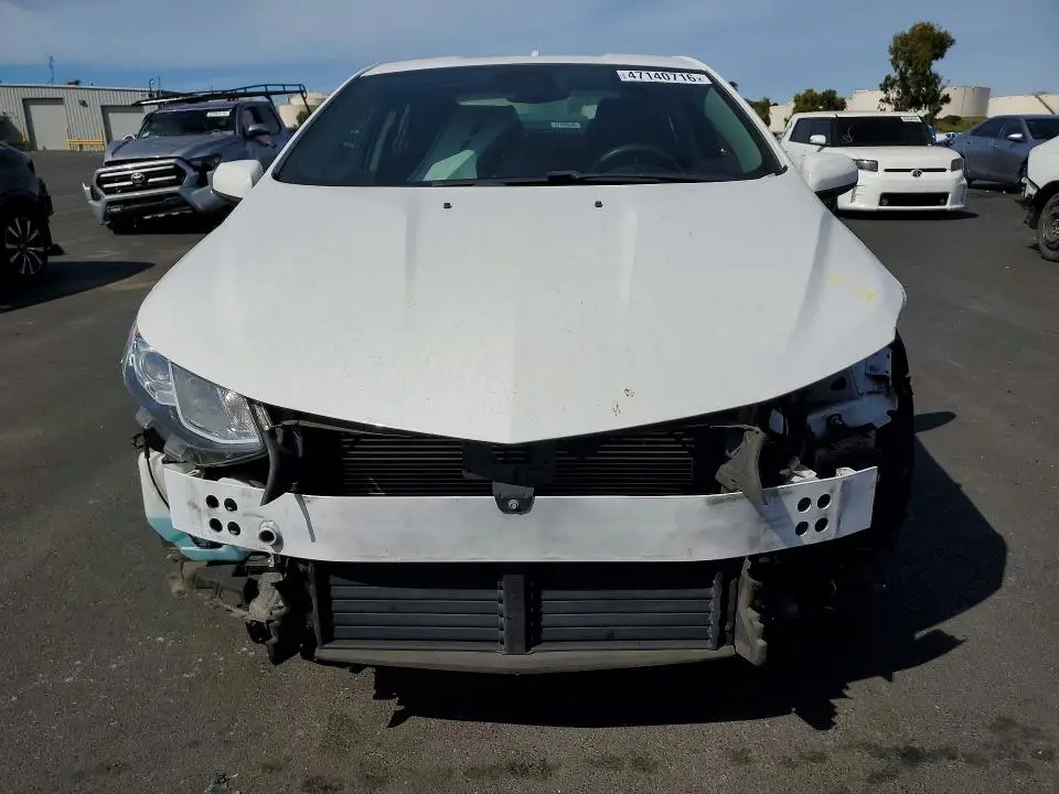 2018 CHEVROLET VOLT LT  