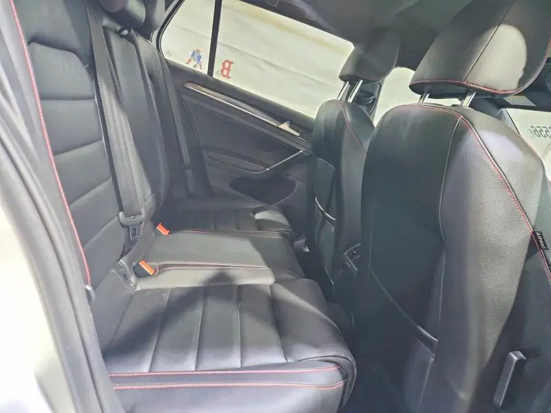 2017 VOLKSWAGEN GTI S/SE  