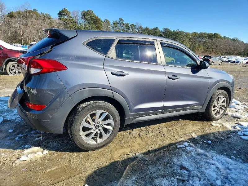 2018 HYUNDAI TUCSON SE  