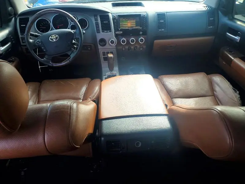 2010 TOYOTA TUNDRA LIMITED  