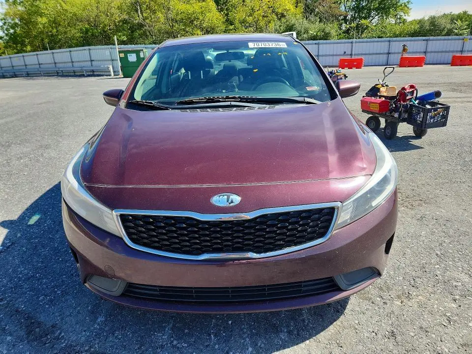 2018 KIA FORTE LX  