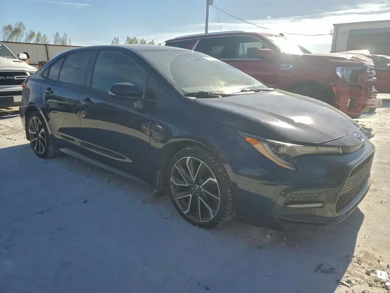 2020 TOYOTA COROLLA SE  