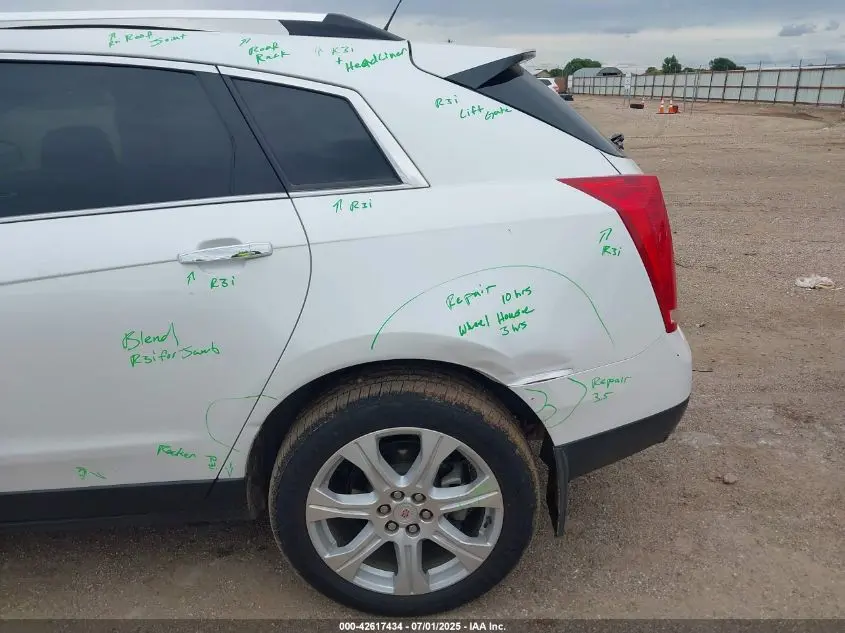 2015 CADILLAC SRX PERFORMANCE COLLECTION