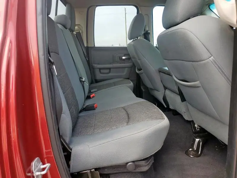 2013 RAM 1500 SLT