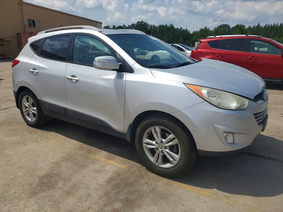 2013 HYUNDAI TUCSON GLS  
