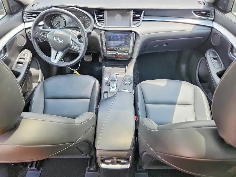 2019 INFINITI QX50 LUXE  