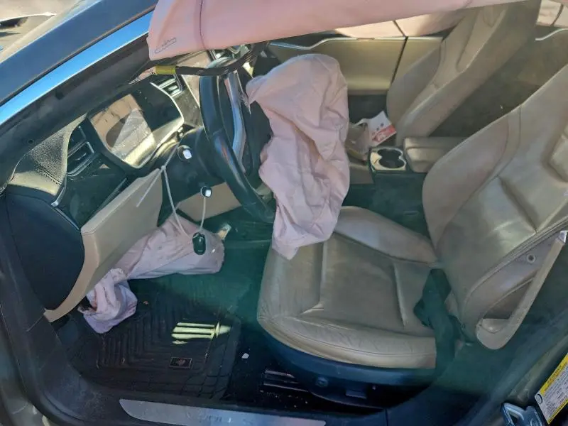 2015 TESLA MODEL S   