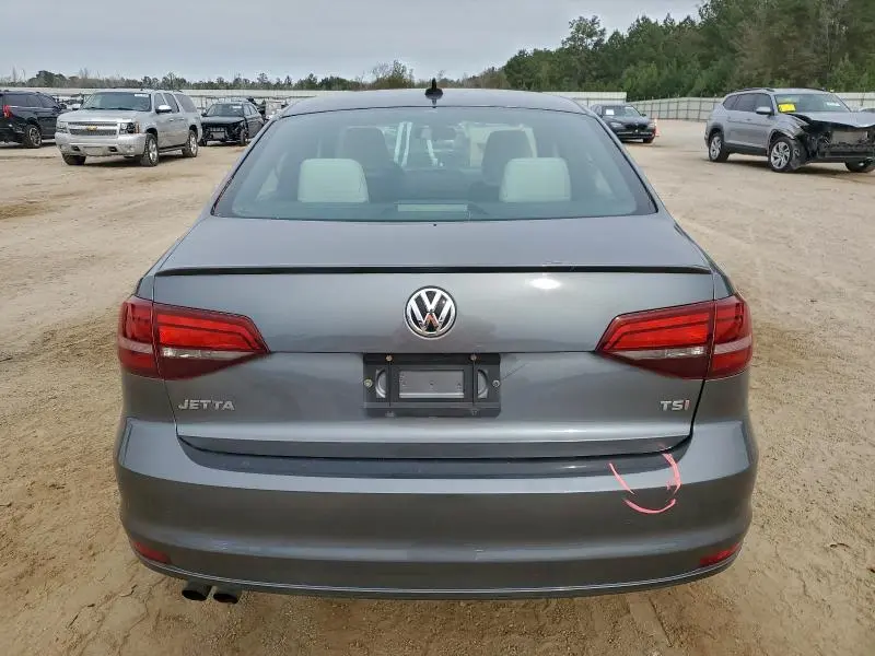 2016 VOLKSWAGEN JETTA SPORT  
