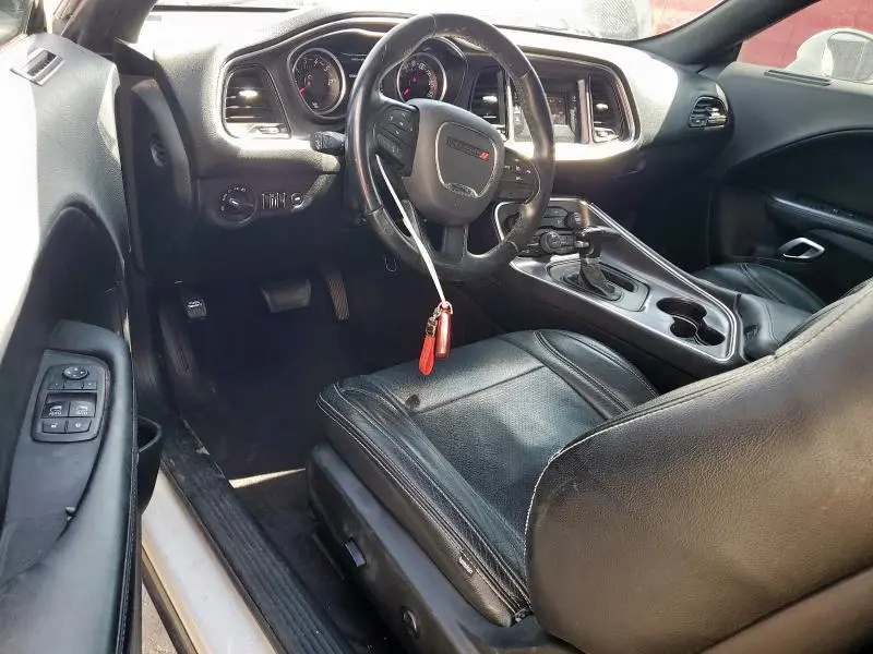 2016 DODGE CHALLENGER SXT  