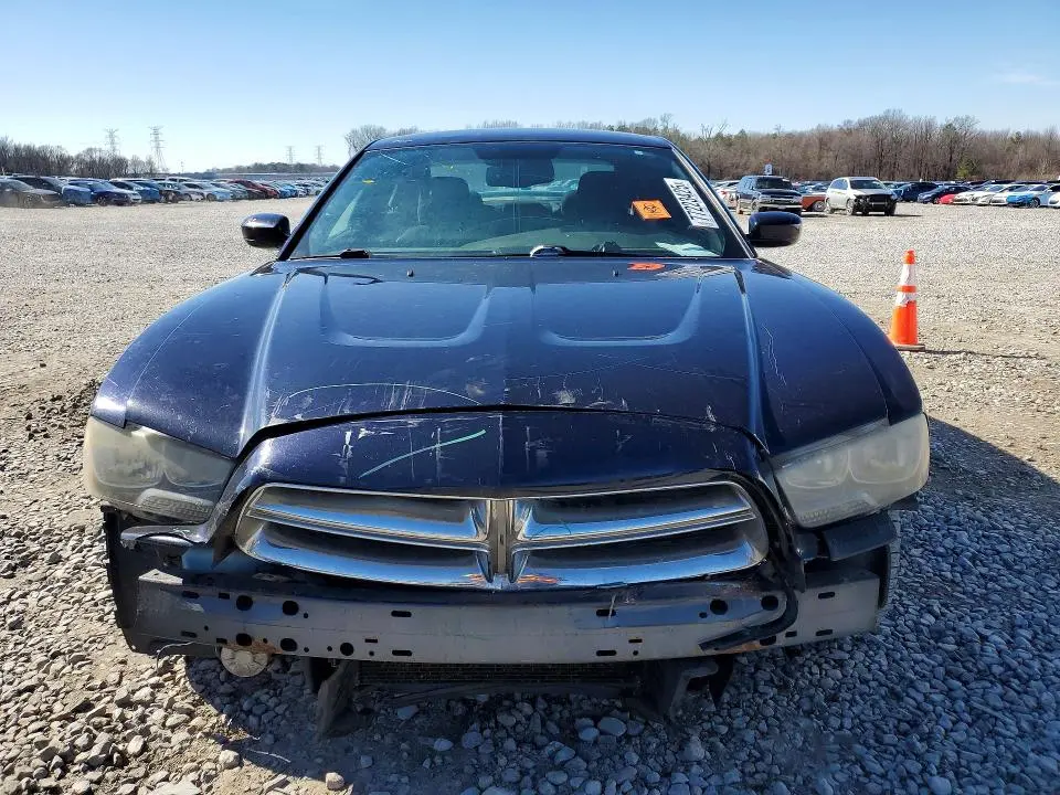 2013 DODGE CHARGER SE  