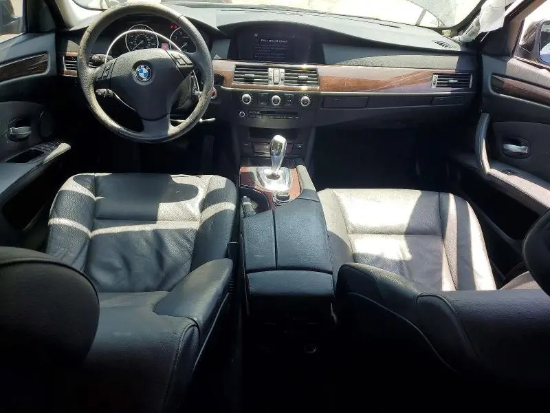 2010 BMW 528 I  
