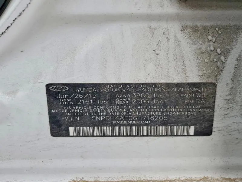 2016 HYUNDAI ELANTRA SE  