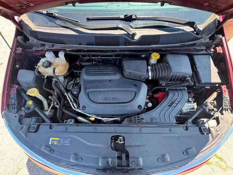 2021 CHRYSLER VOYAGER LXI  