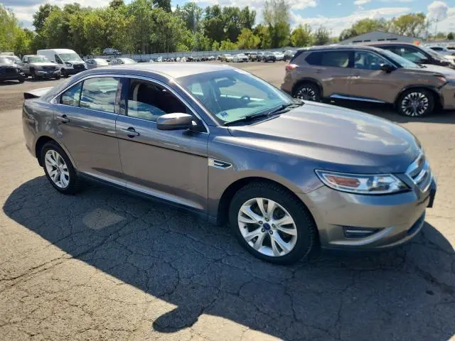 2011 FORD TAURUS SEL  