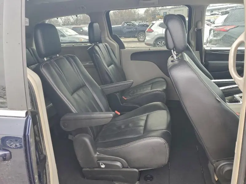 2014 CHRYSLER TOWN & COUNTRY TOURING  