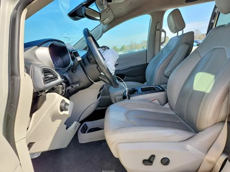 2021 CHRYSLER PACIFICA TOURING L  