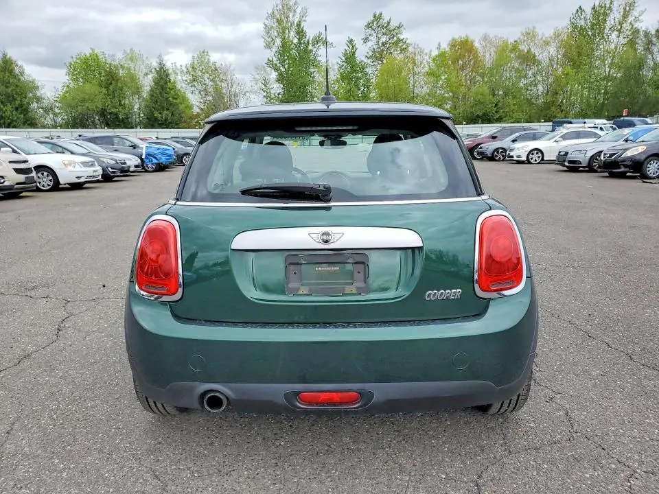 2015 MINI COOPER   