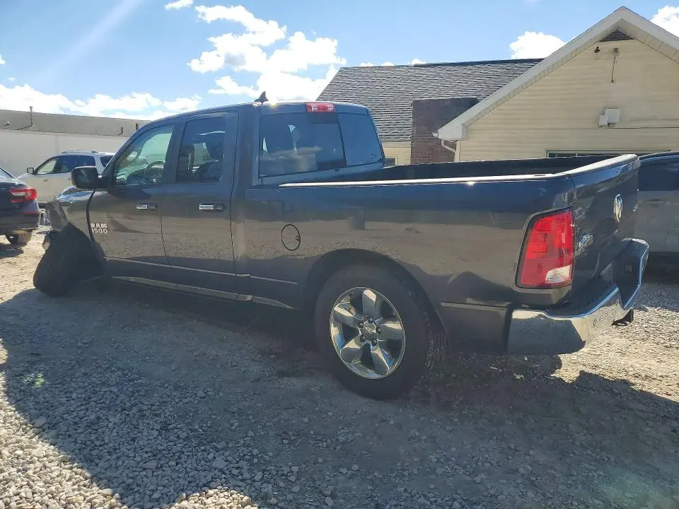 2018 RAM 1500 SLT  