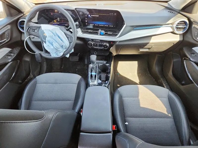 2025 CHEVROLET TRAX 1LT  
