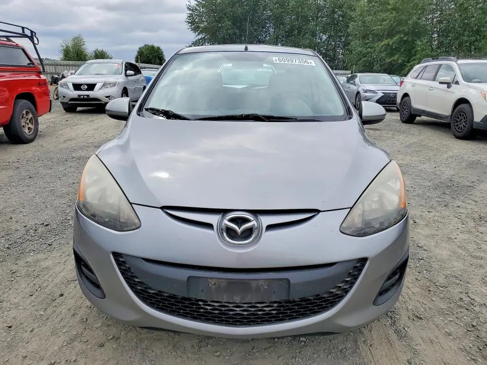 2013 MAZDA MAZDA2   
