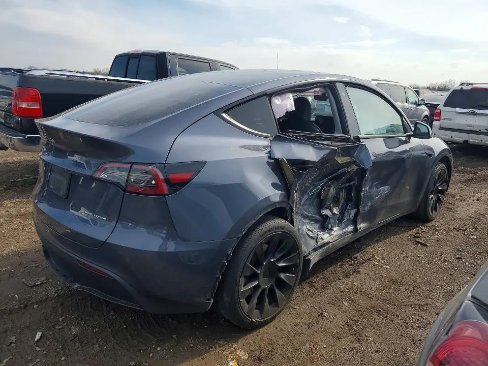 2023 TESLA MODEL Y   