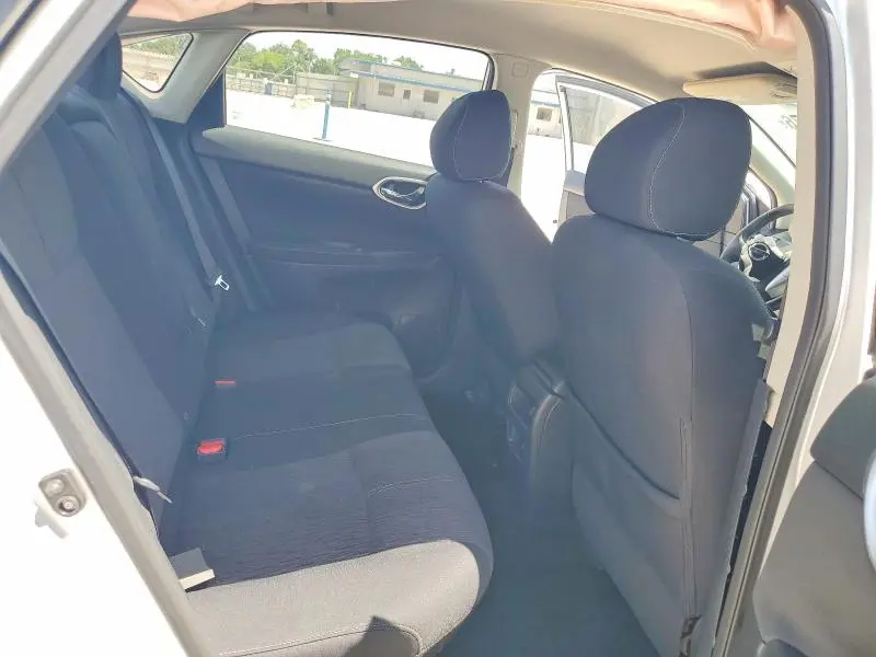 2015 NISSAN SENTRA SV  