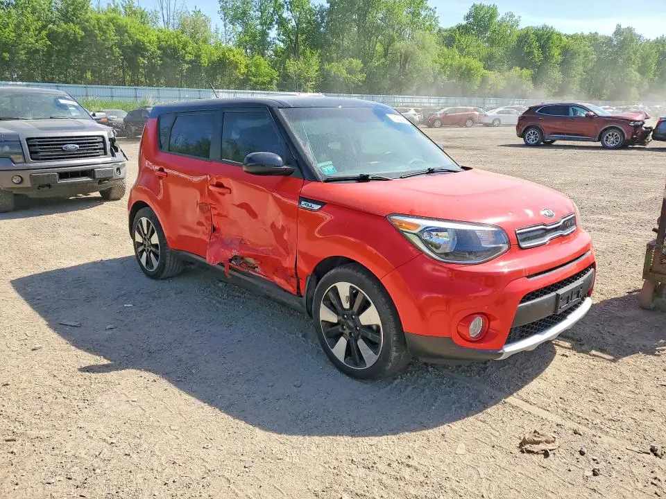 2019 KIA SOUL +  