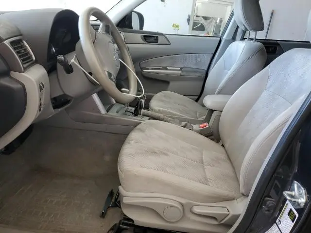 2010 SUBARU FORESTER XS  