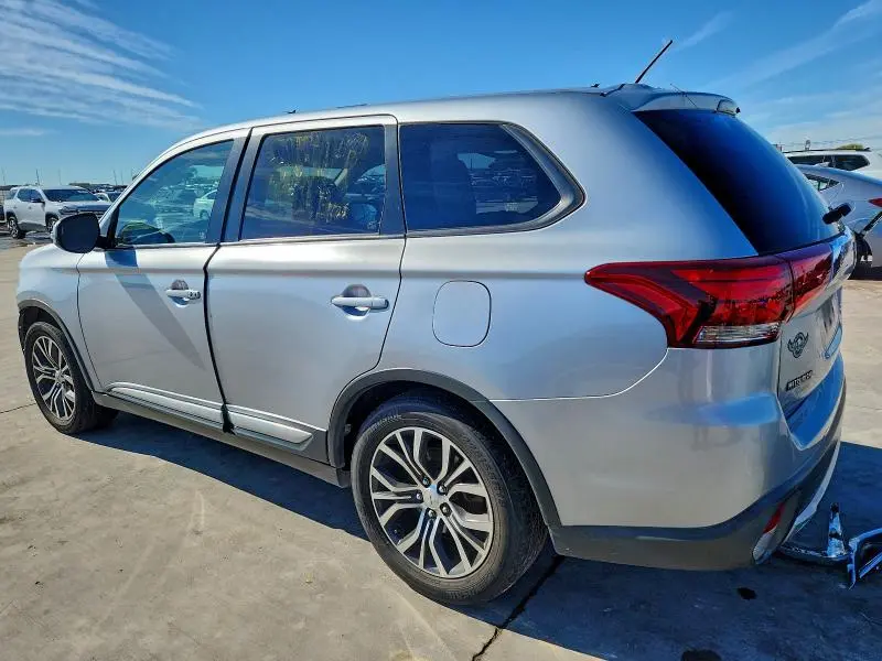 2016 MITSUBISHI OUTLANDER SE  