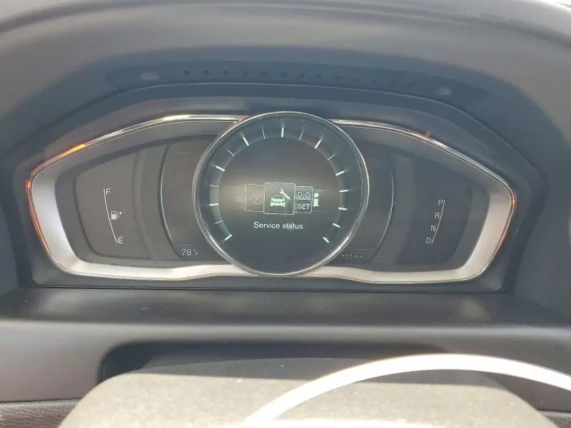 2014 VOLVO XC60 3.2  