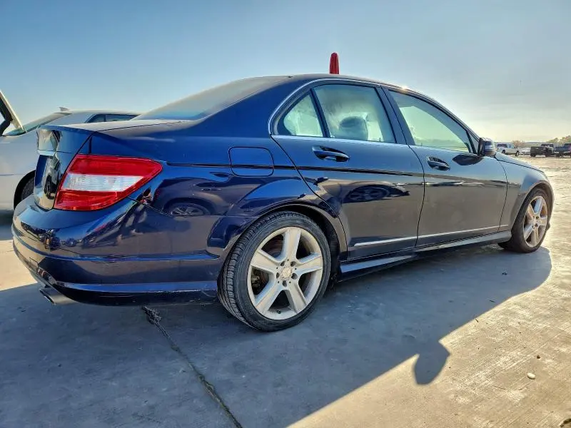 2011 MERCEDES-BENZ C 300  