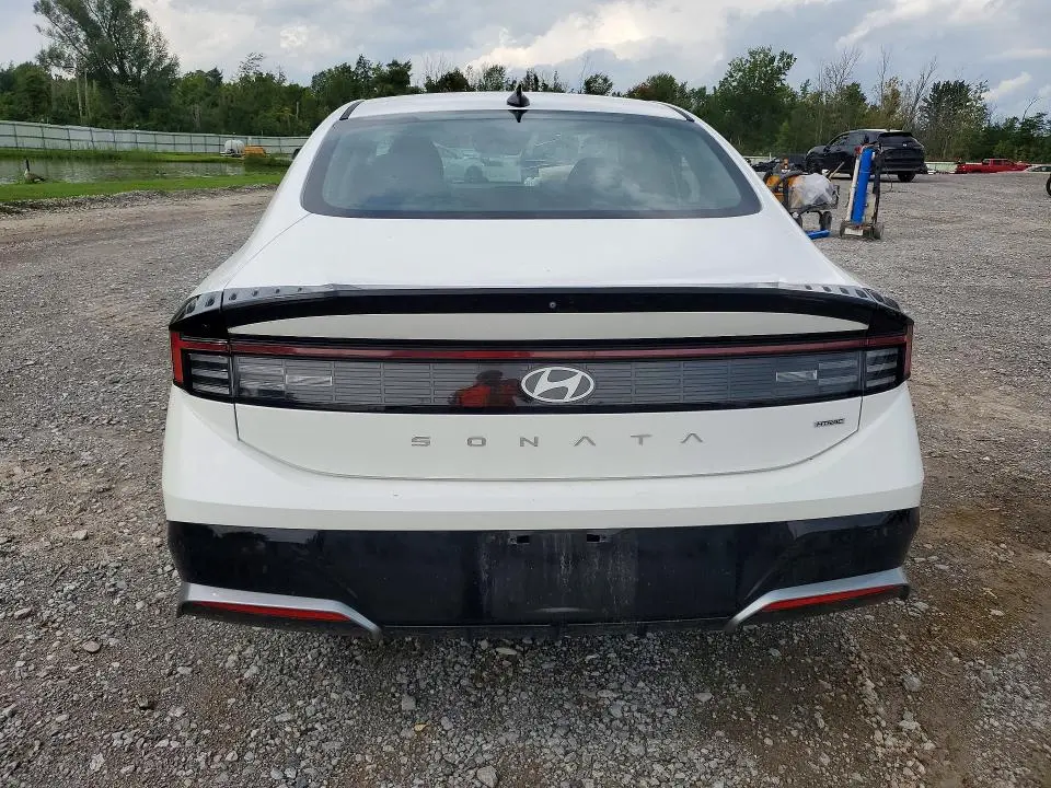 2024 HYUNDAI SONATA SEL  