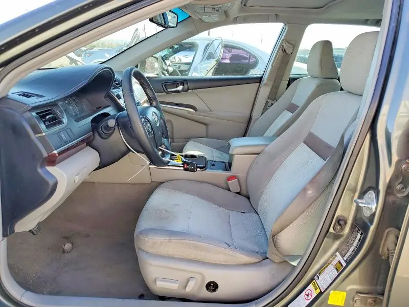 2012 TOYOTA CAMRY XLE  