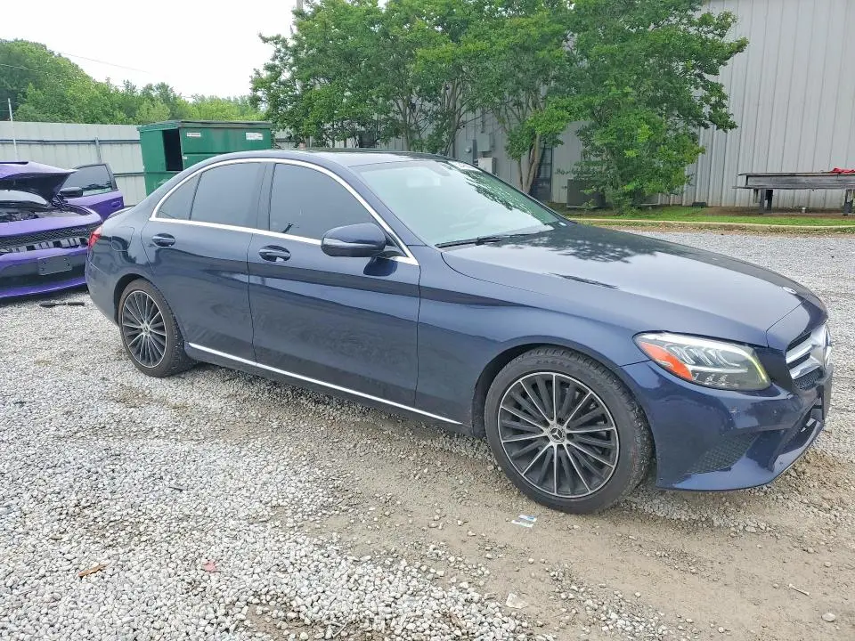 2019 MERCEDES-BENZ C 300  