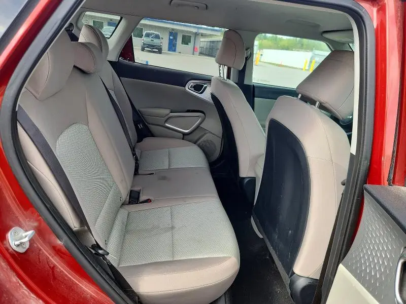 2022 KIA SOUL LX  