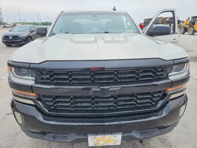 2017 CHEVROLET SILVERADO C1500 LT  
