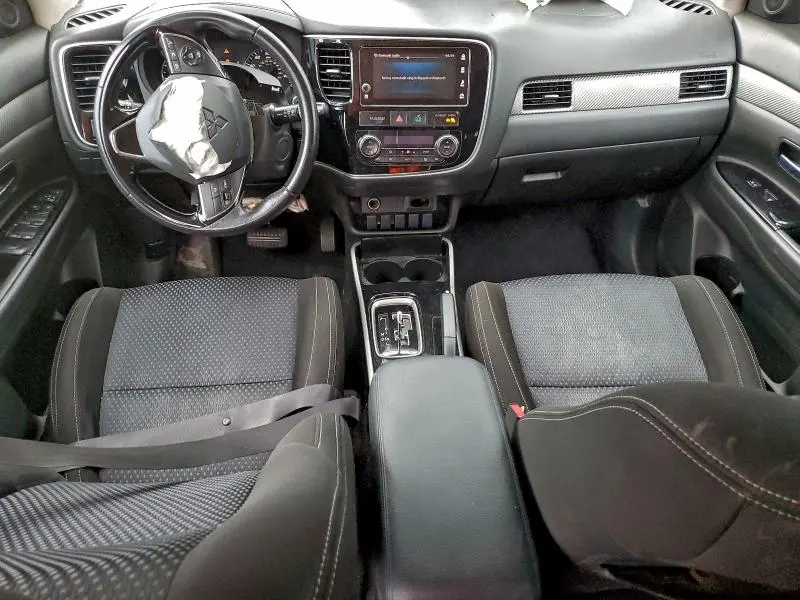 2017 MITSUBISHI OUTLANDER SE  